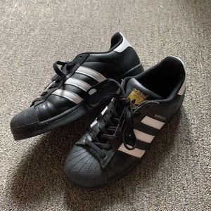 Adidas superstar shoes black